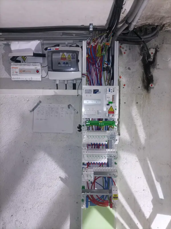 Après travaux — Remise en état du coffret électrique, Collonges sous Salève — Pral'Elec électricien